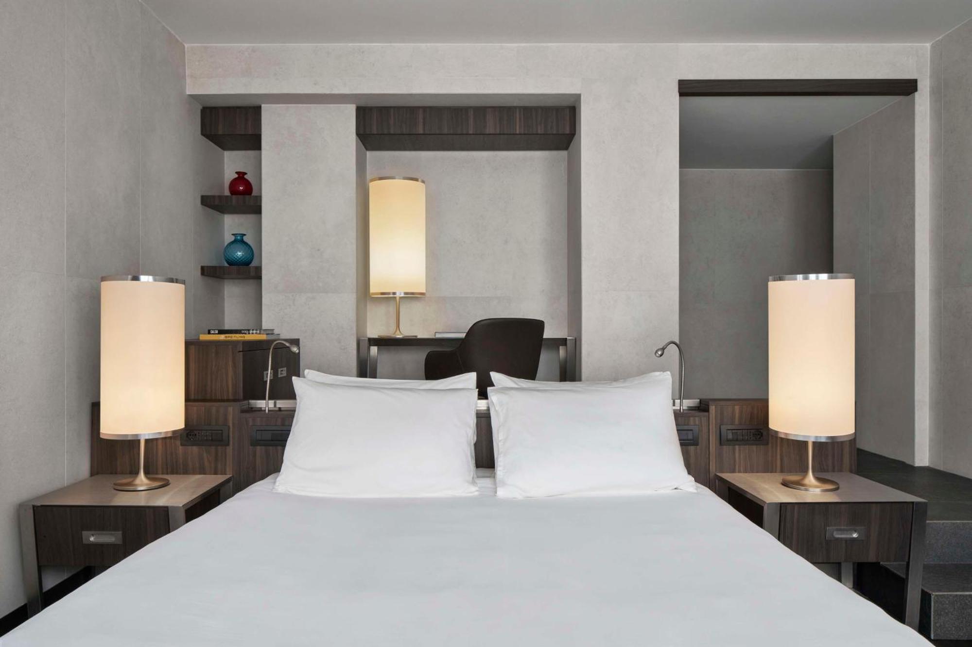Hyatt Centric Milan Centrale, Milan